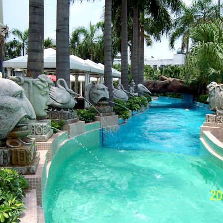 Immersive Ice World Outdoor Lazy River Adventure rolstoel Toegankelijk 30 minuten rijden Veiligheid