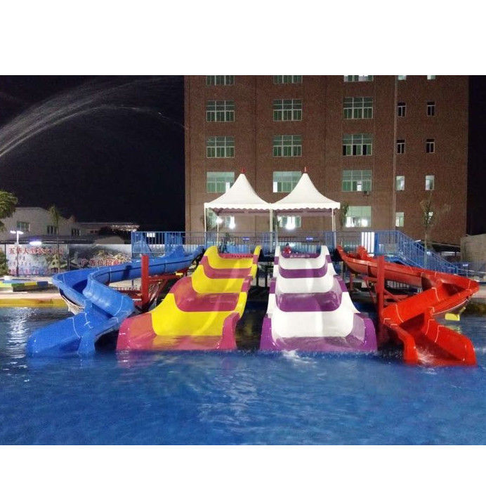 Eco-vriendelijk Kleurrijke heuvel waterglijbaan voor kinderen Familie zwembad Splash Fun