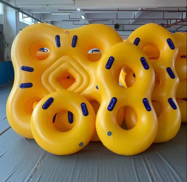 Hoge duurzaamheid opblaasbare waterpark accessoires aangepaste kleur